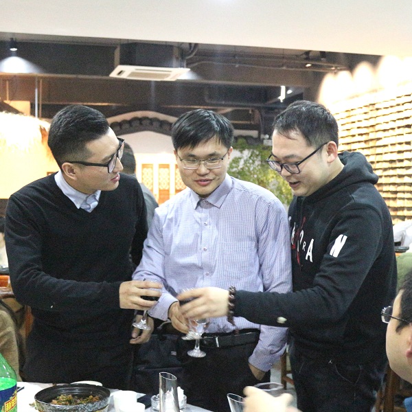 2-1P206162IM02.jpg